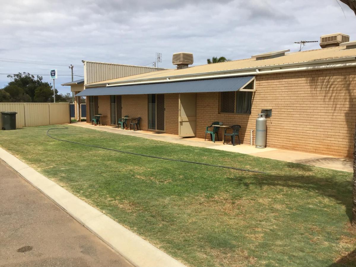 Rhodeside Lodge Geraldton Extérieur photo
