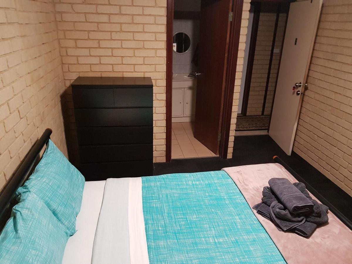 Rhodeside Lodge Geraldton Extérieur photo